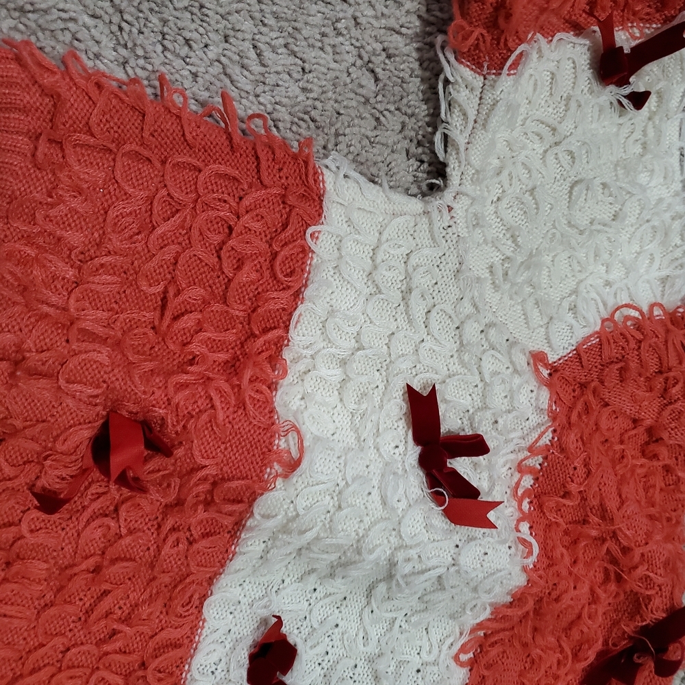 Mighty Fine Red and White Cardigan with Bow Details - Picture 6 of 7